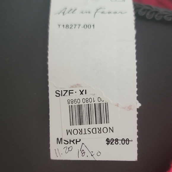 All in Favor Pink Ruched Blouse V-Neck NWT - Picture 4 of 9